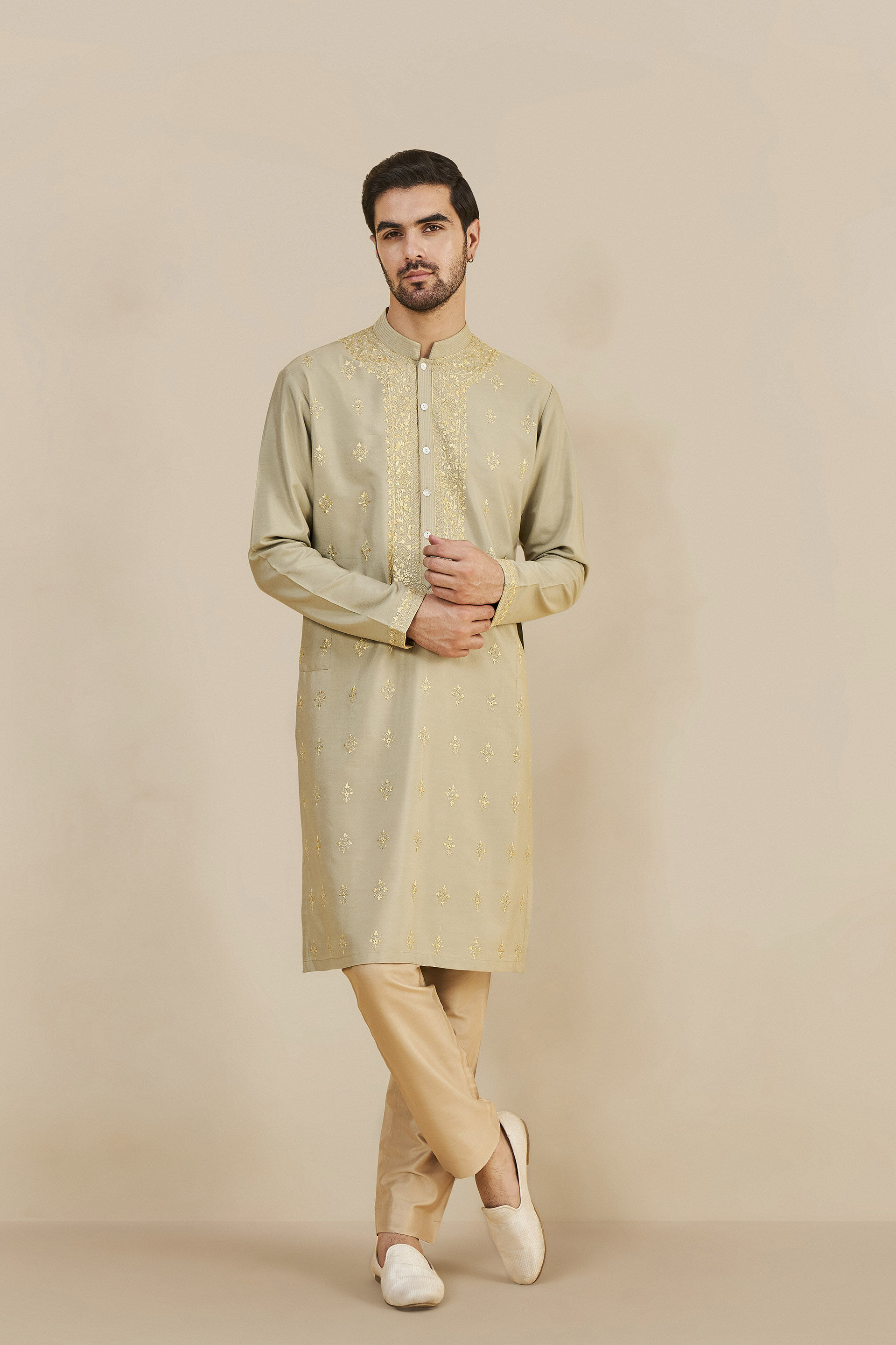 Shirom Embroidered Chikankari Kurta - Olive